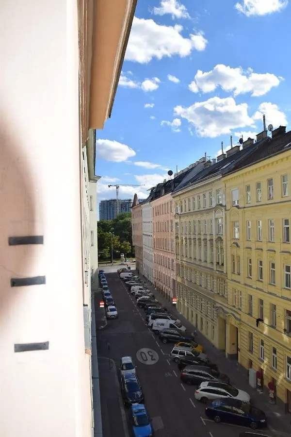 Belvedere Apartment Vienna